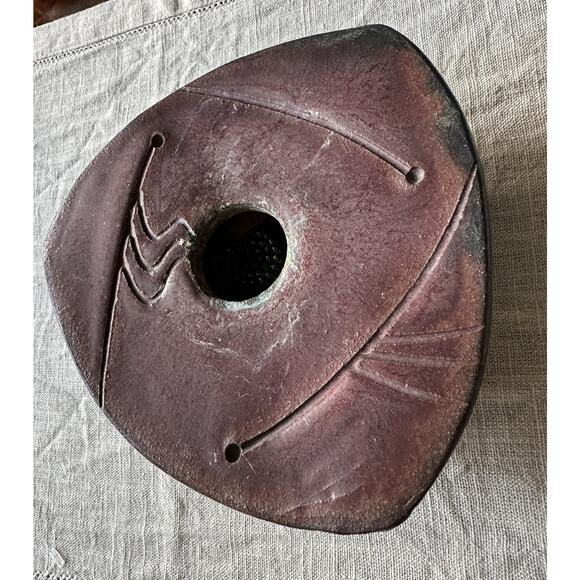 Vintage Ikebana Ceramic Flower Vase Handmade, Painted, Signed. Copper Stand 7x2” - Picture 3 of 13